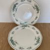 Deux ravissantes assiettes plates Boch Frères - Duchesse