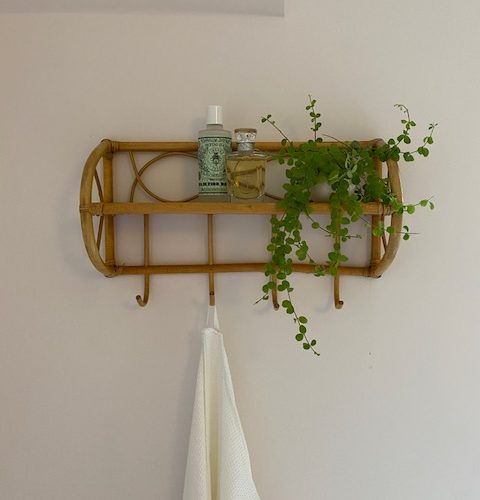 Portemanteau mural en rotin vintage