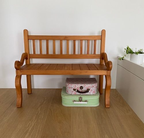 Banc pour enfant en bois