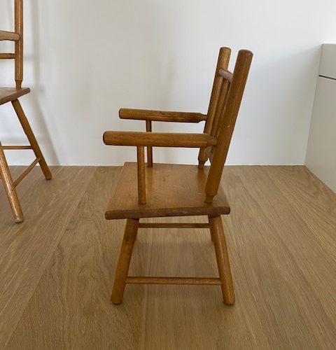 Chaise de poupée en bois – petit format