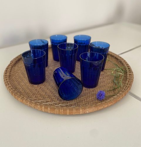 Suite de 8 verres à eau – bleu cobalt