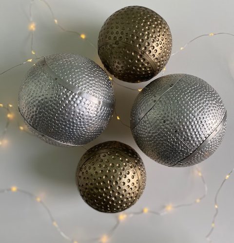 Ensemble de 4 boules décoratives – vintage