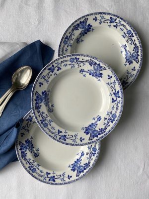 Trois assiettes creuses "Rosa" - Boch Frères - circa 1900 - Image 3