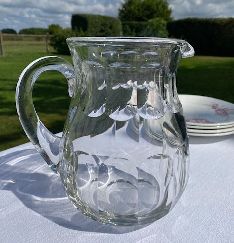 Carafe à eau à pans coupés